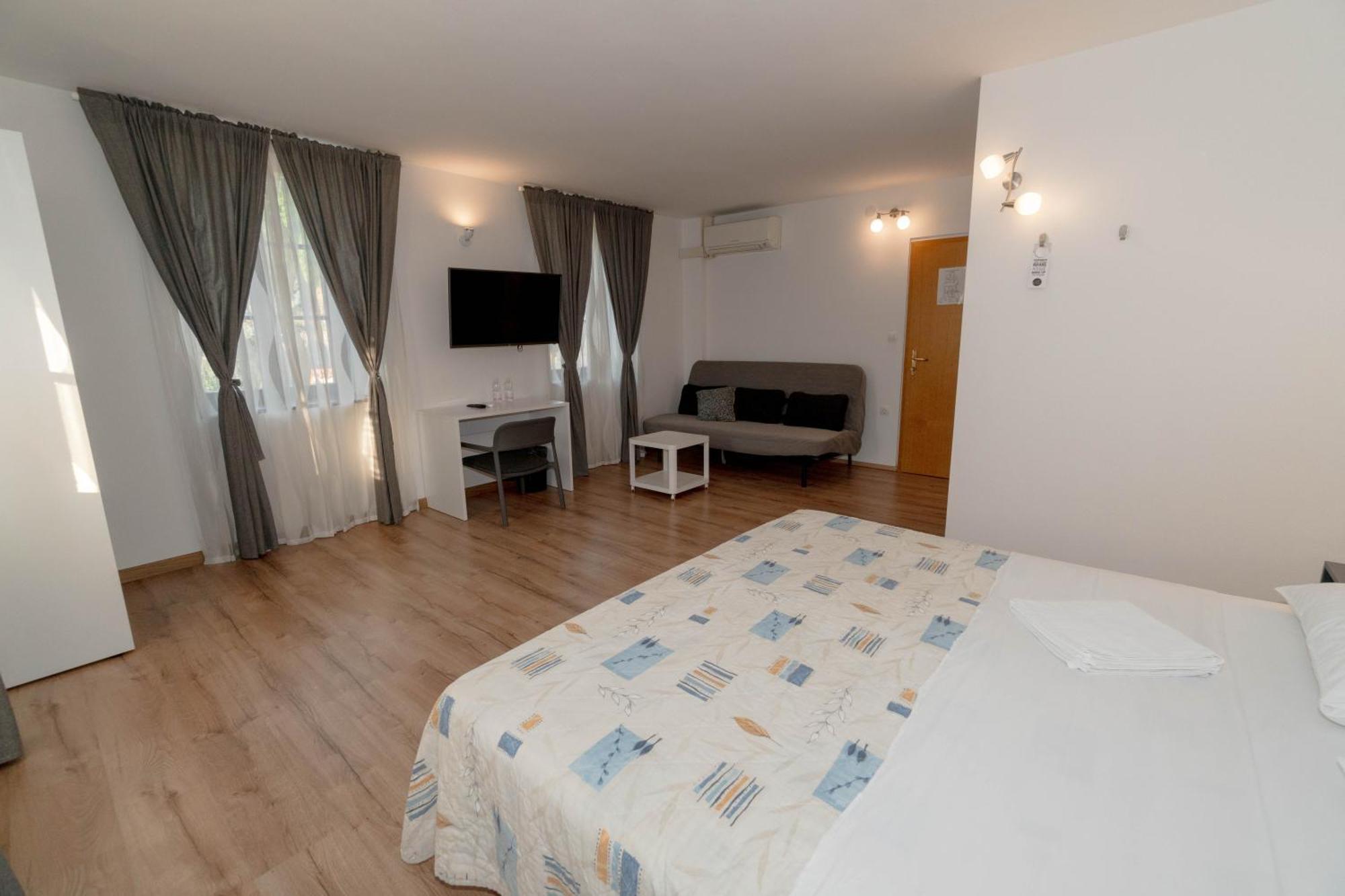 Hotel Paquito Nova Gorica Luaran gambar
